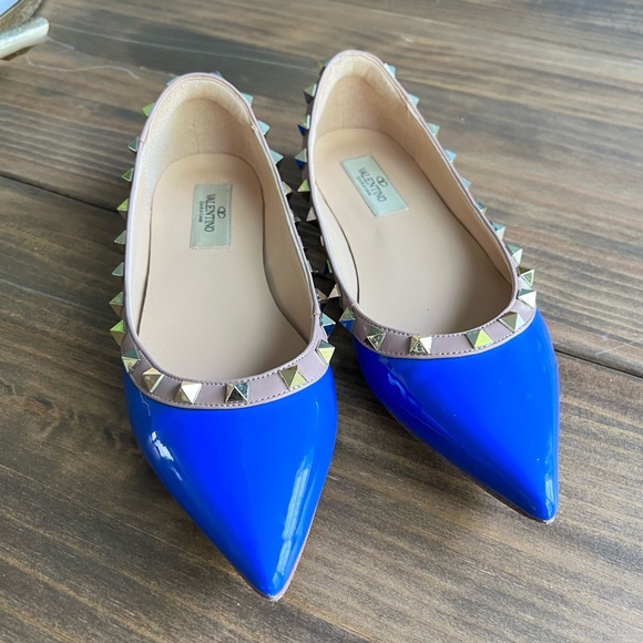 Valentino Patent Rockstud Ballet Flat - Picture 4 of 4